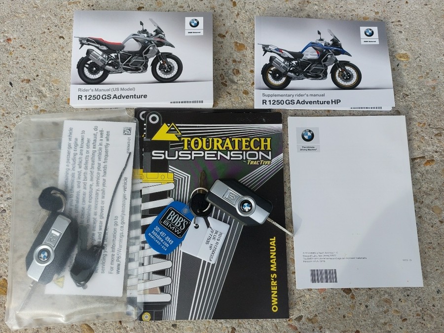 2019 BMW R 1250 GS Adventure Light White / Racing Blue