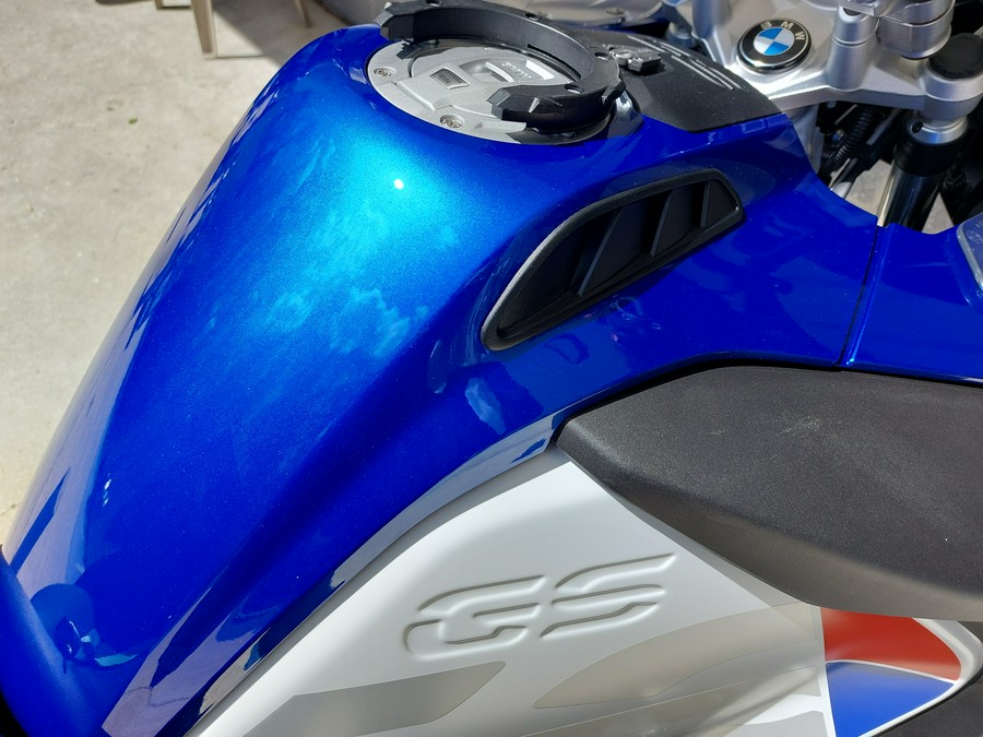 2019 BMW R 1250 GS Adventure Light White / Racing Blue