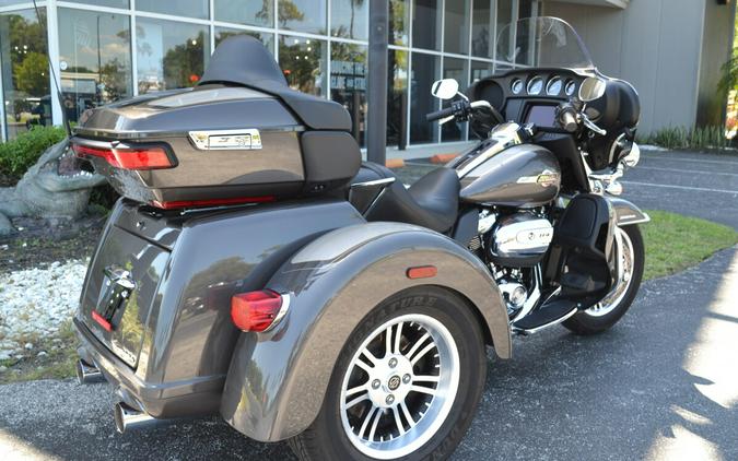 2023 Harley-Davidson Tri Glide Ultra - FLHTCUTG