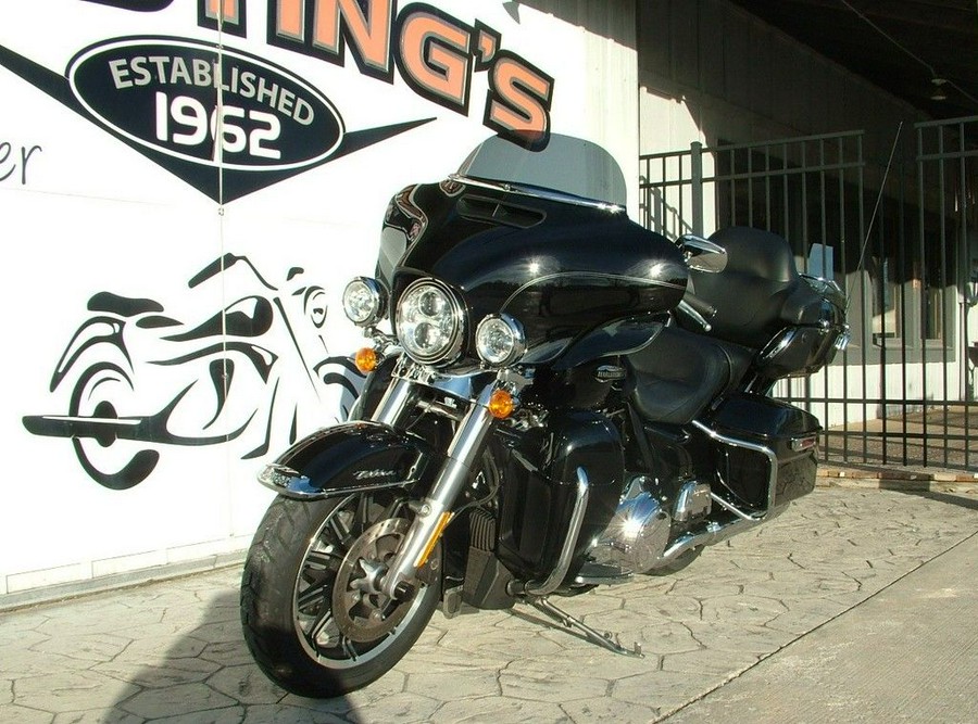 2018 Harley-Davidson® FLHTCU - Electra Glide® Ultra Classic®