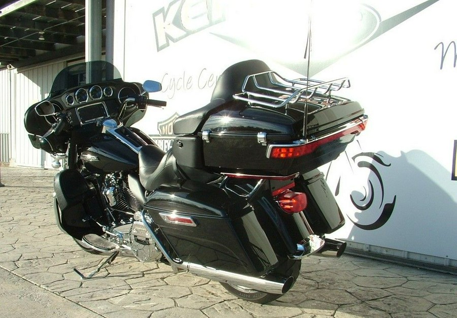 2018 Harley-Davidson® FLHTCU - Electra Glide® Ultra Classic®