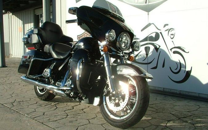 2018 Harley-Davidson® FLHTCU - Electra Glide® Ultra Classic®
