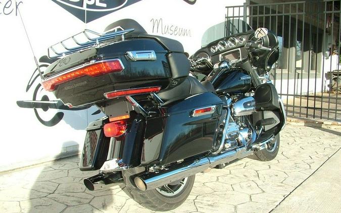 2018 Harley-Davidson® FLHTCU - Electra Glide® Ultra Classic®