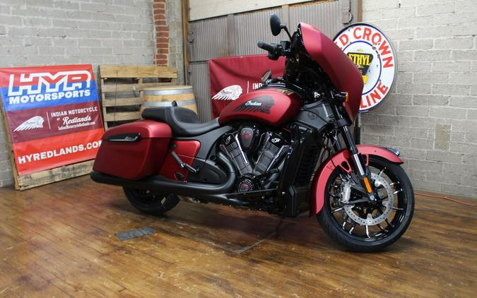 2026 Indian Motorcycle® Chieftain® PowerPlus Dark Horse® Sunset Red Smoke
