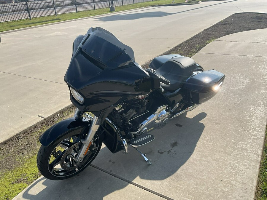 FLHX 2024 Street Glide®