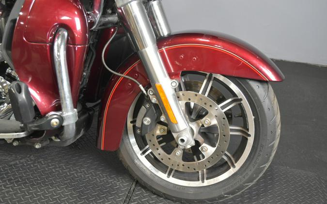 2016 Harley-Davidson Road Glide Ultra Two-Tone Mysterious Red Sunglo/Velocity Red Sunglo