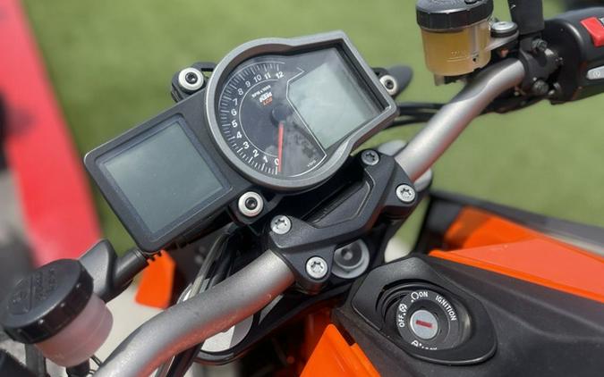 2015 KTM Super Duke 1290 R ABS