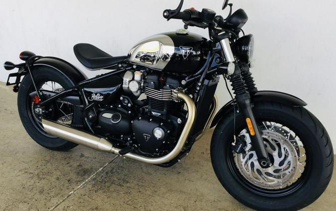 2023 Triumph Bonneville Bobber Chrome Edition Chrome / Jet Black