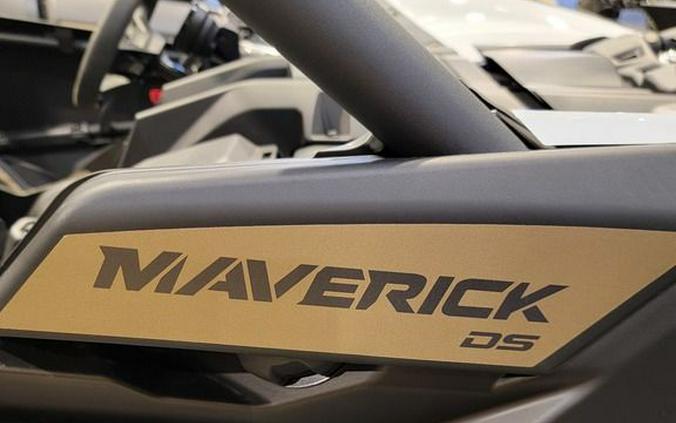 2024 Can-Am® Maverick X3 DS Turbo Catalyst Gray