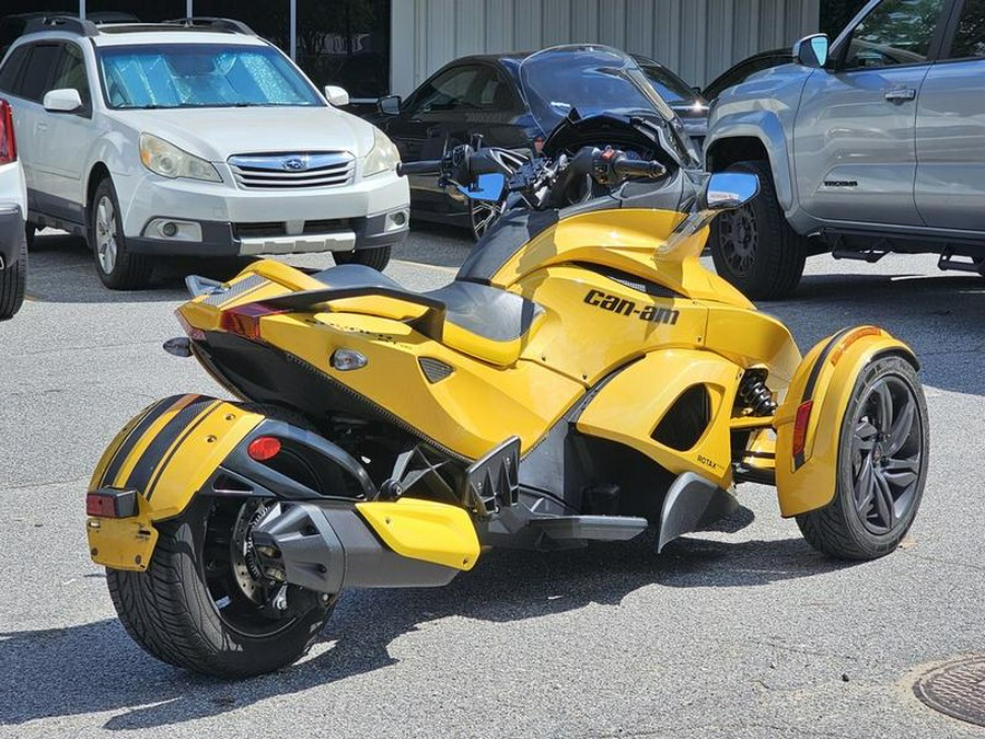 2013 Can-Am® Spyder® ST S