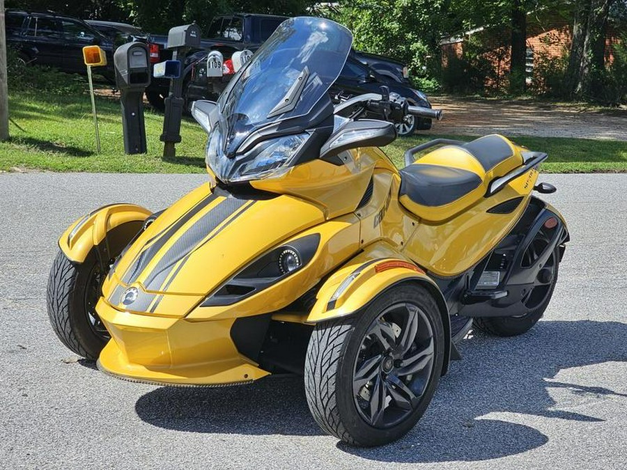 2013 Can-Am® Spyder® ST S