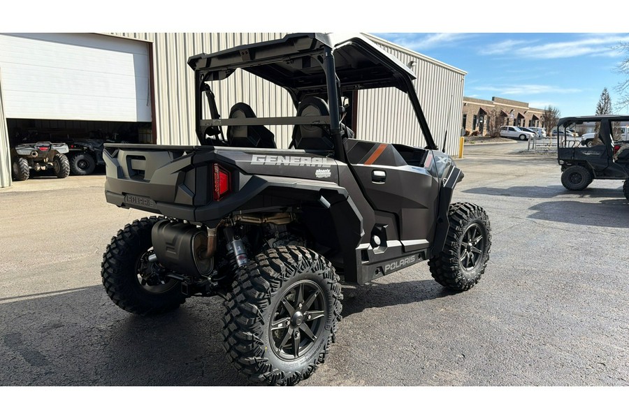 2026 Polaris GENERAL XP 1000 ULTIMATE - SUPER GRAPHITE Ultimate