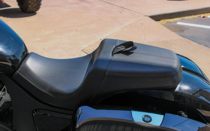 2022 INDIAN MOTORCYCLE CHALLENGER 49T BASE