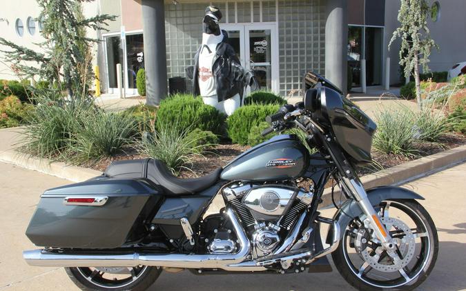 2025 Harley-Davidson FLHX Street Glide