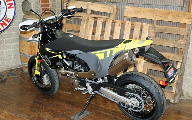 2024 Husqvarna® 701 Supermoto