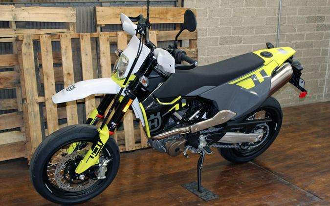 2024 Husqvarna® 701 Supermoto