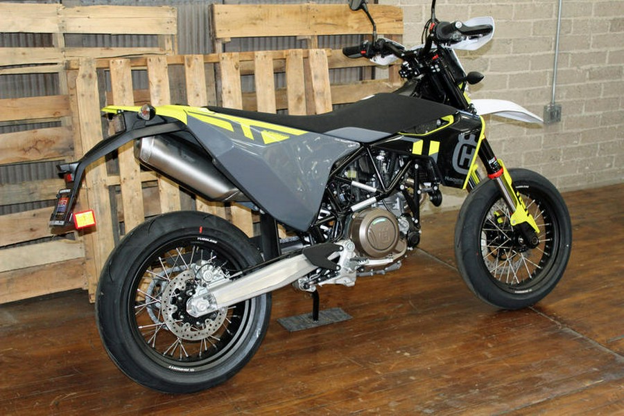 2024 Husqvarna® 701 Supermoto