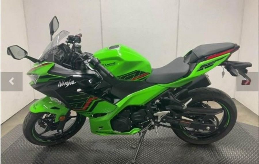 2023 Kawasaki Ninja® 400 KRT Edition