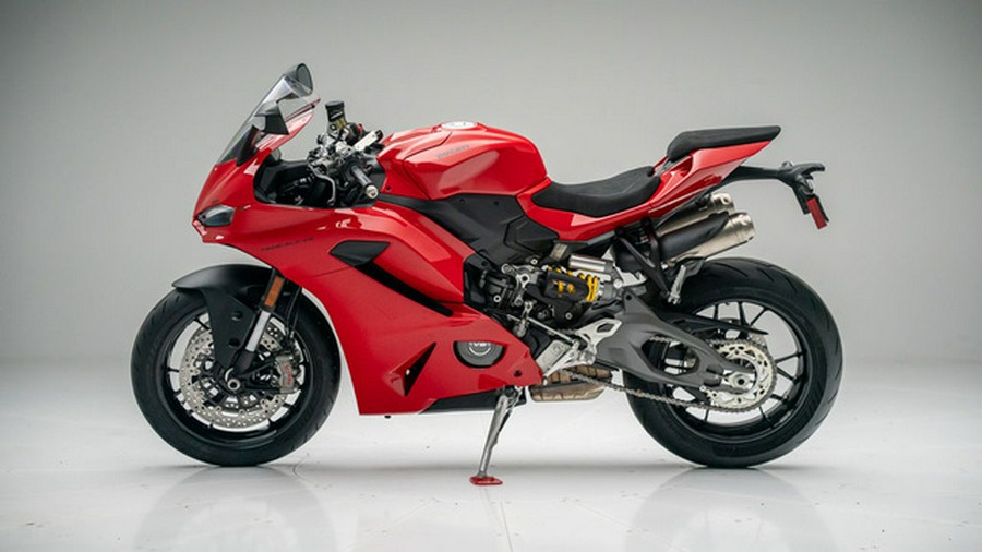 2025 Ducati Panigale V2 V2 Ducati Red