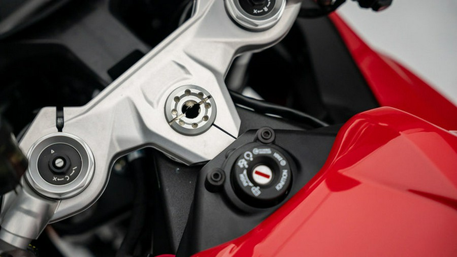 2025 Ducati Panigale V2 V2 Ducati Red
