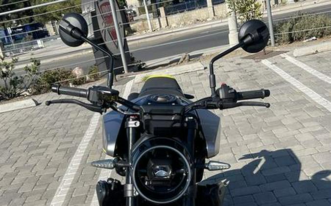 2025 Husqvarna® Vitpilen 801