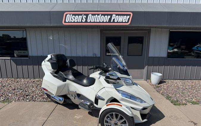 2014 Spyder® RT Limited - SE6 - Can-Am