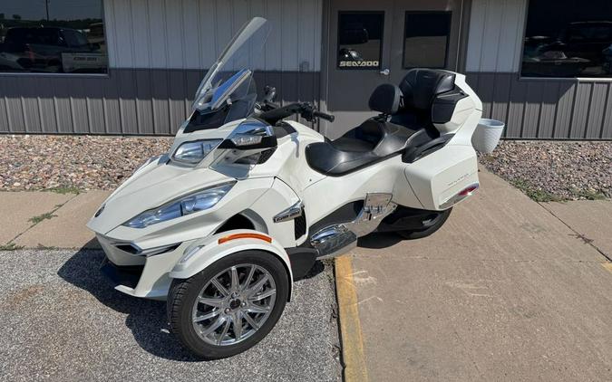 2014 Spyder® RT Limited - SE6 - Can-Am