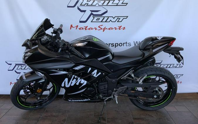 2017 Kawasaki Ninja® 300 ABS