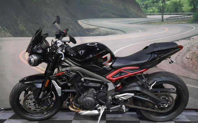 2022 Triumph Street Triple R Low Sapphire Black