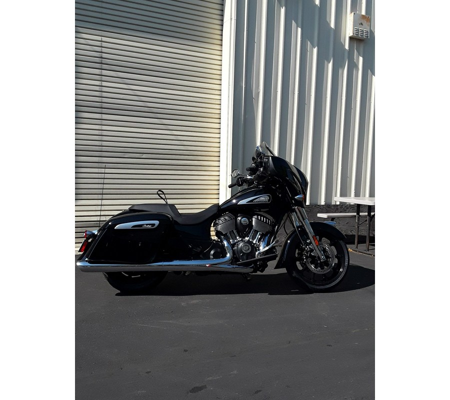 2023 Indian Motorcycle® Chieftain® Base