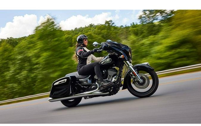 2023 Indian Motorcycle® Chieftain® Base