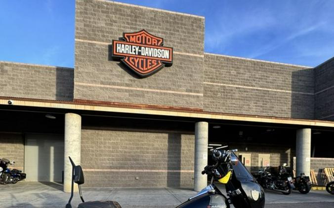2021 Harley-Davidson® FLSB - Sport Glide™