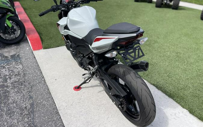 2022 Kawasaki Z400 ABS