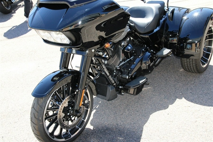 2023 HARLEY DAVIDSON ROAD GLIDE 3