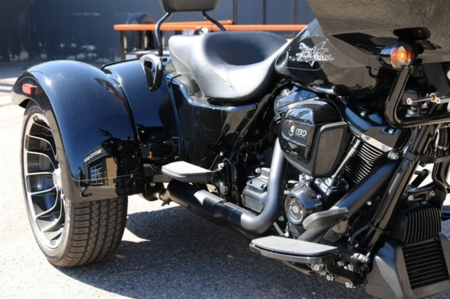 2023 HARLEY DAVIDSON ROAD GLIDE 3