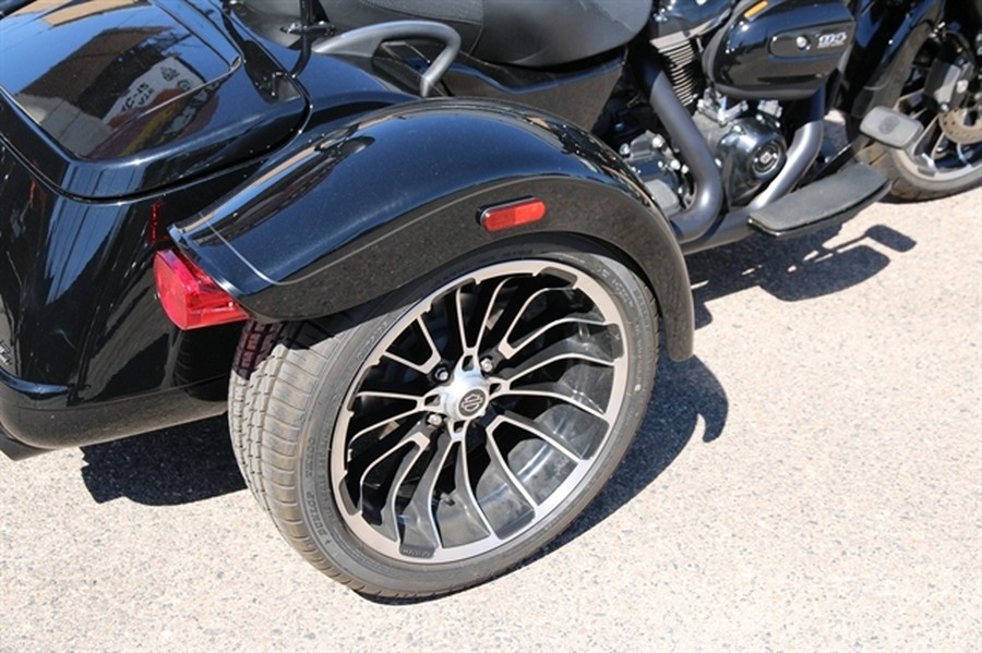 2023 HARLEY DAVIDSON ROAD GLIDE 3