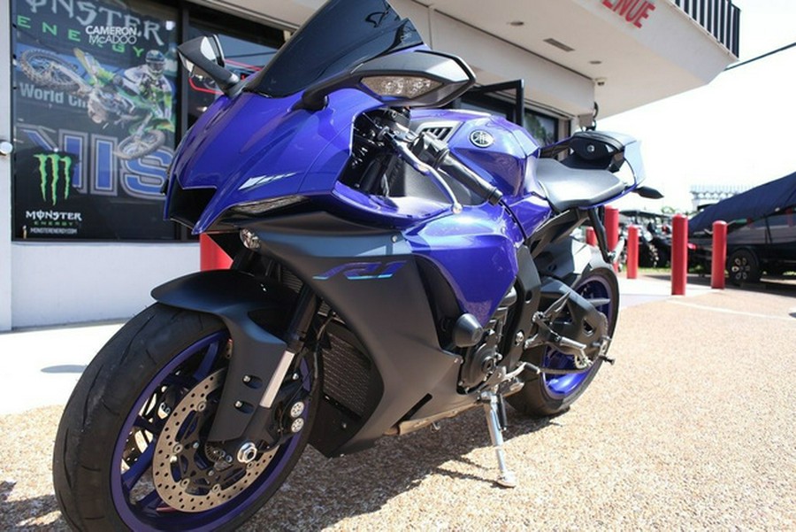 2023 Yamaha YZF-R1 R1