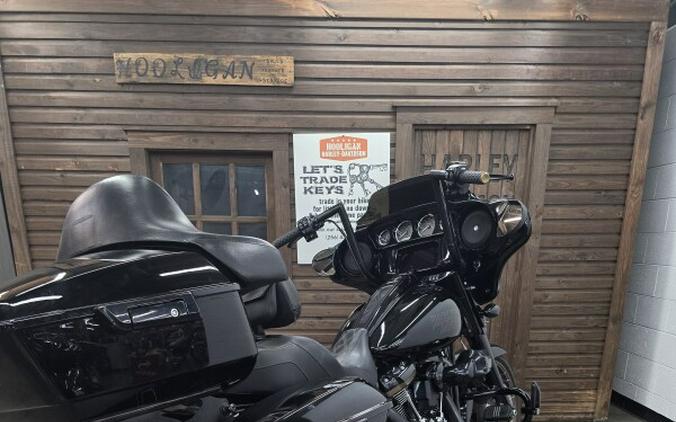 2022 Harley-Davidson® Street Glide® ST BLACK