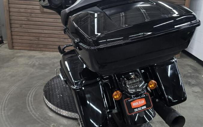 2022 Harley-Davidson® Street Glide® ST BLACK