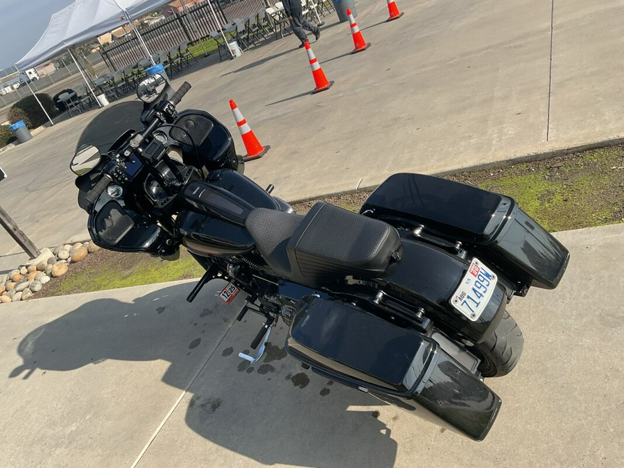 FLTRXS 2023 Road Glide® Special