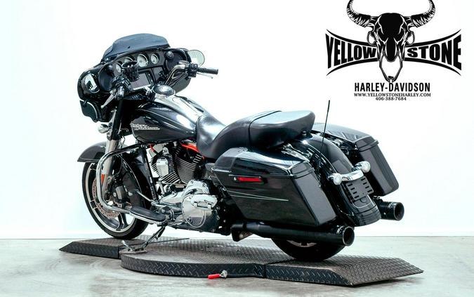 2014 Harley-Davidson® Street Glide® Special Vivid Black