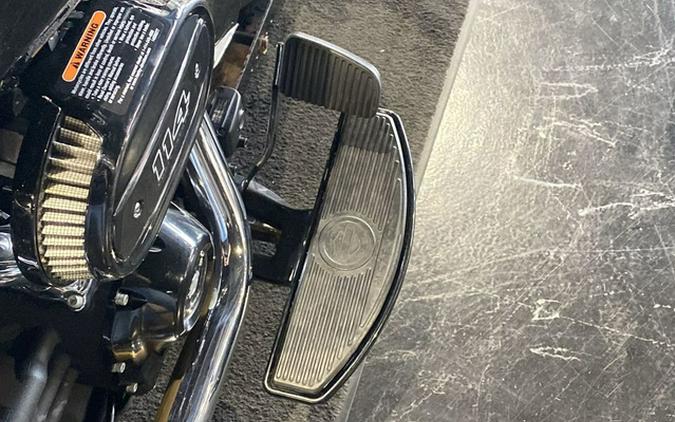 2019 Harley-Davidson Softail FLHC - Heritage Classic