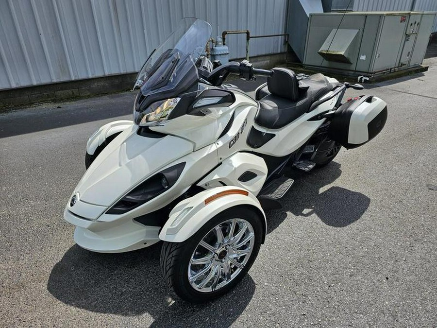 2013 Can-Am® Spyder® ST Limited SE5