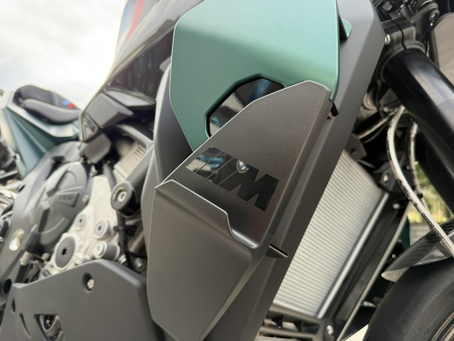 2026 BMW M 1000 XR