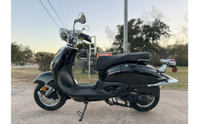 2024 Wolf Brand Scooters Jet II 150cc Scooter