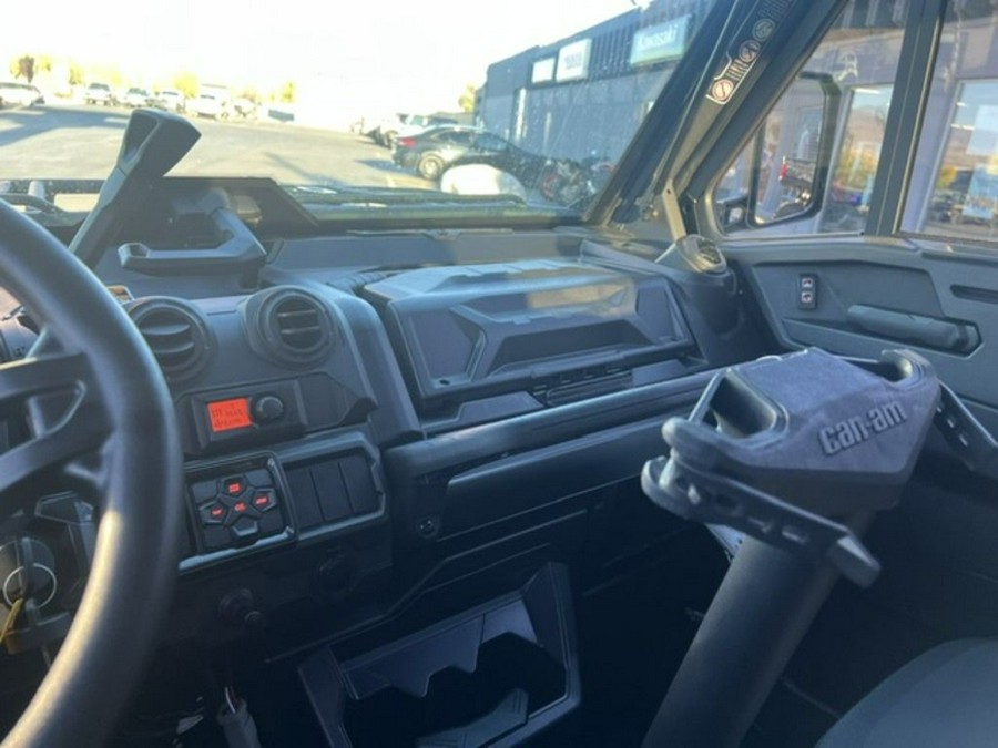 2025 Can-Am® Defender MAX Limited HD10