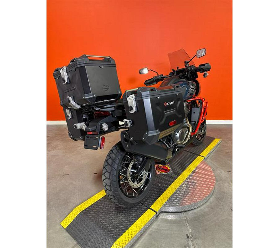 2025 Harley-Davidson CVO™ Pan America®