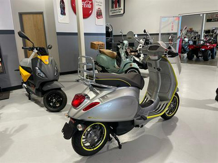 2022 Vespa Elettrica 45 MPH