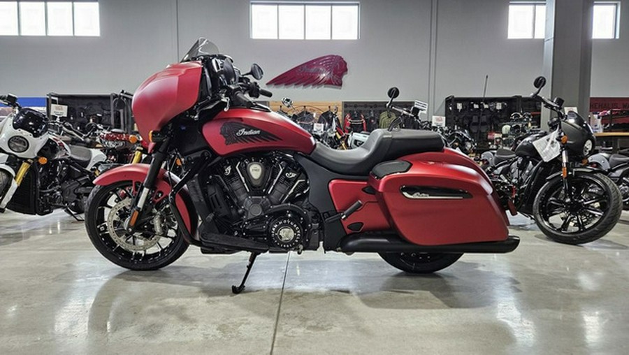 2025 Indian Chieftain Dark Horse W/Powerband Audio Sunset Re