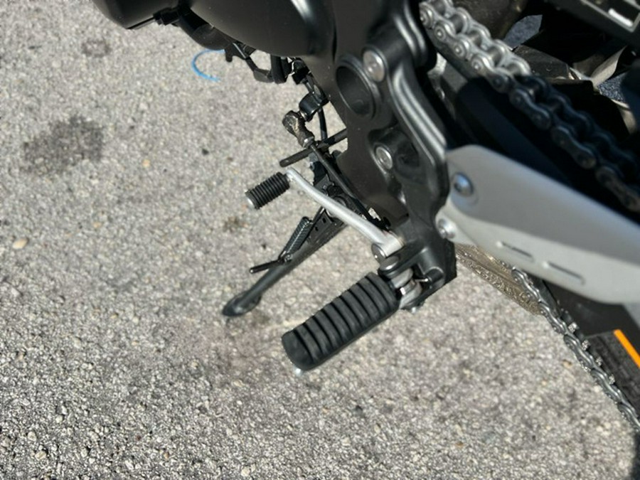 2025 Kawasaki Z900RS Cafe ABS